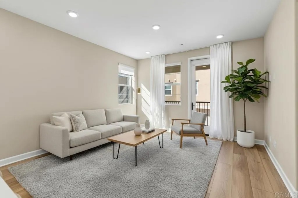 1227 Sunrise Vw. 105