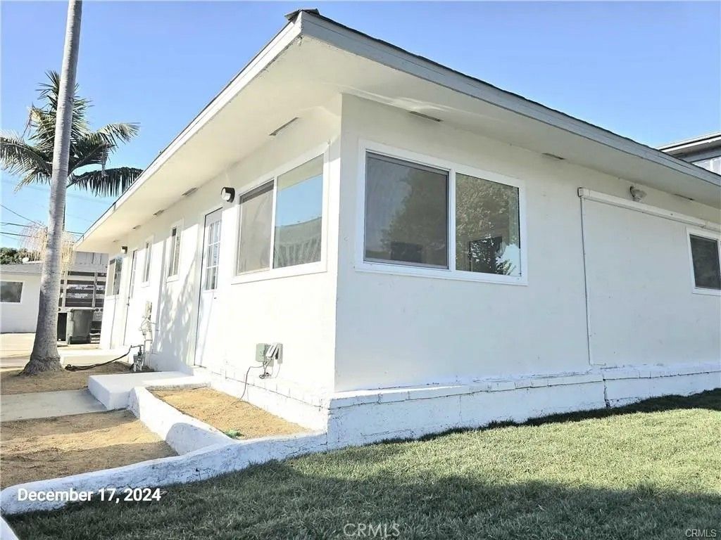 Photo of 11171 Bullis Rd, Lynwood, CA 90262 (MLS # DW26088669)