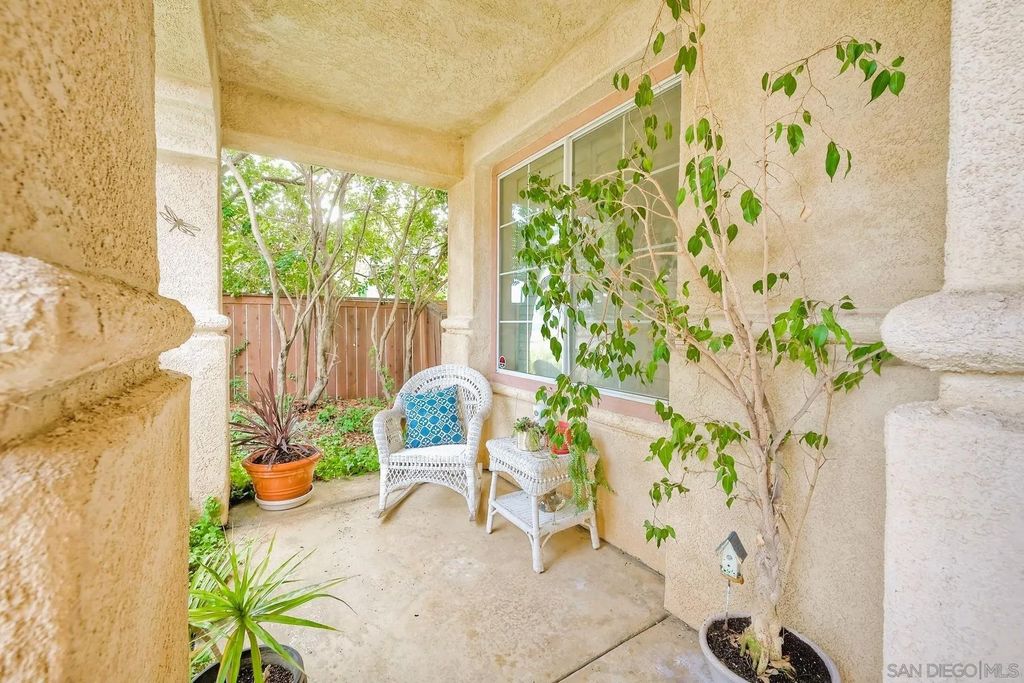 Photo of 12244 Arucauna Way, San Diego, CA 92129 (MLS # 250044328)