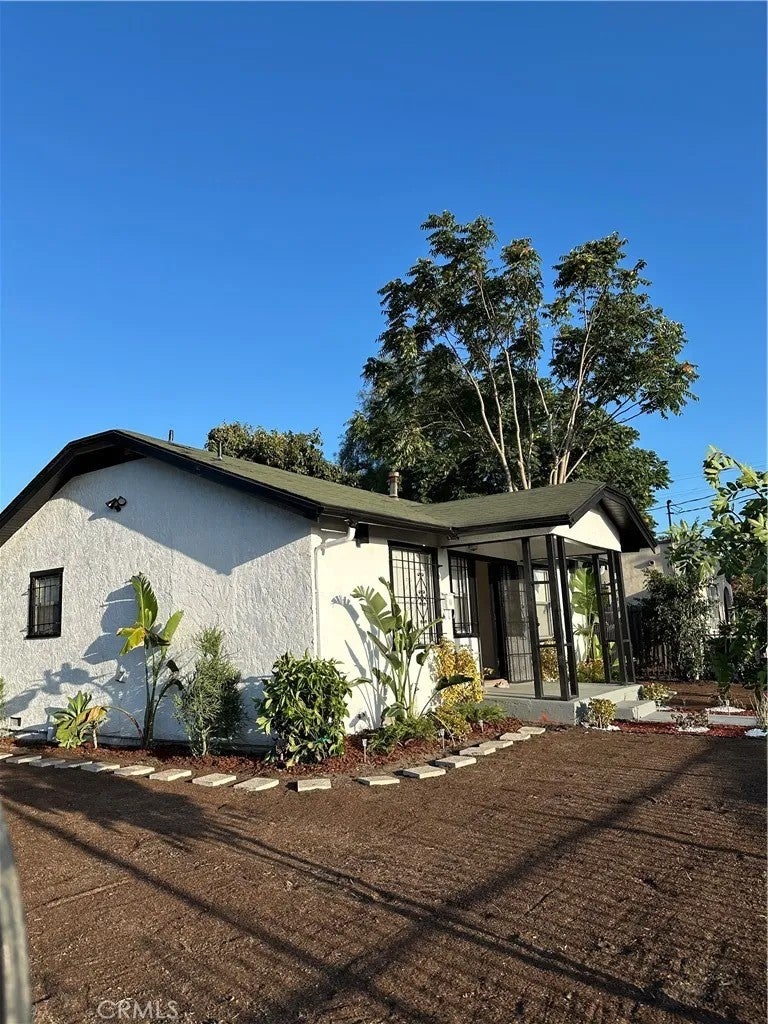11200 Stanford