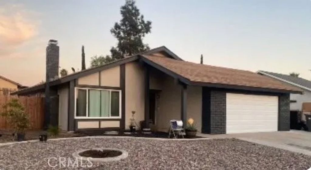 Photo of 12344 Marmont Pl, Moreno Valley, CA 92557 (MLS # CV26017597)