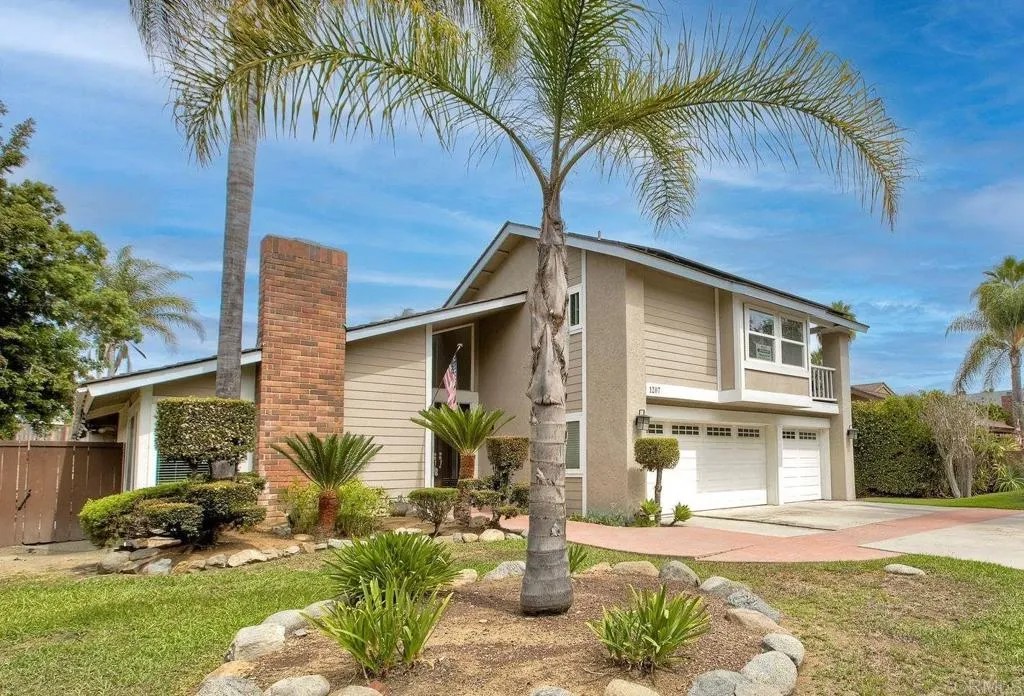 1207 Branding Iron Circle