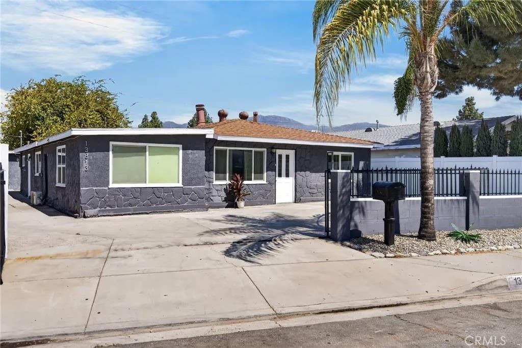 Photo of 13813 Clearcrest DR, Baldwin Park, CA 91706 (MLS # IV26137322)