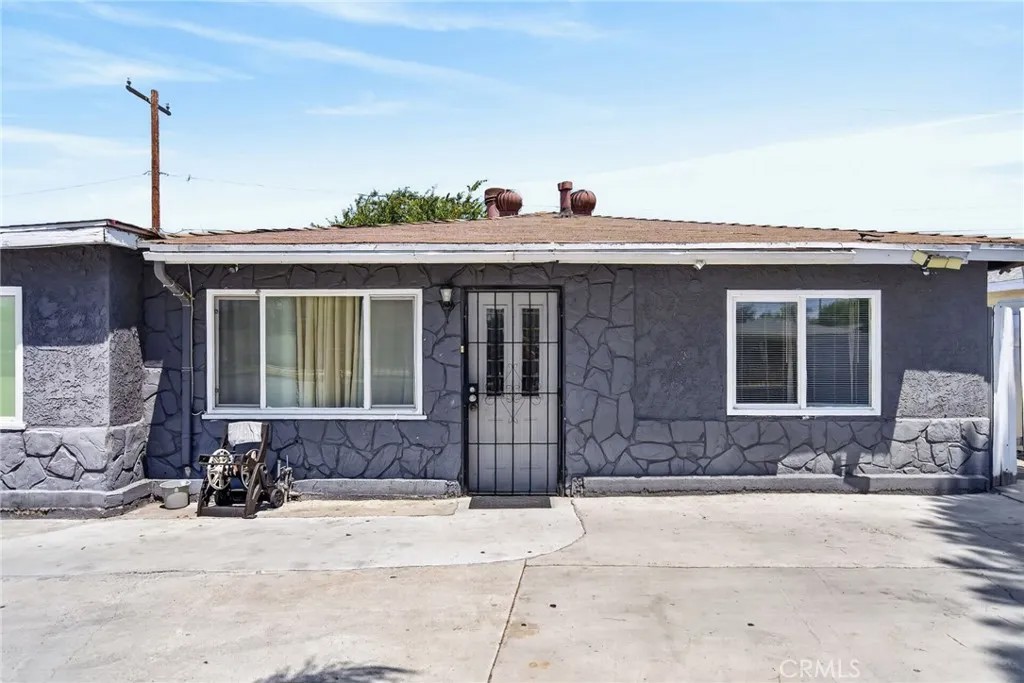 13813 Clearcrest