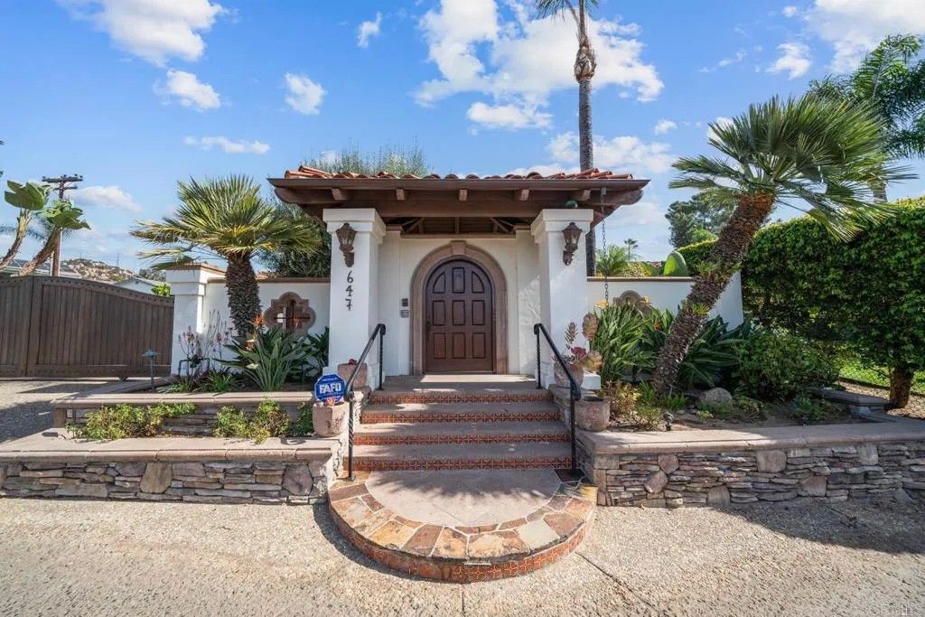 Photo of 647 Crest Drive, El Cajon, CA 92019 (MLS # PTP2600208)