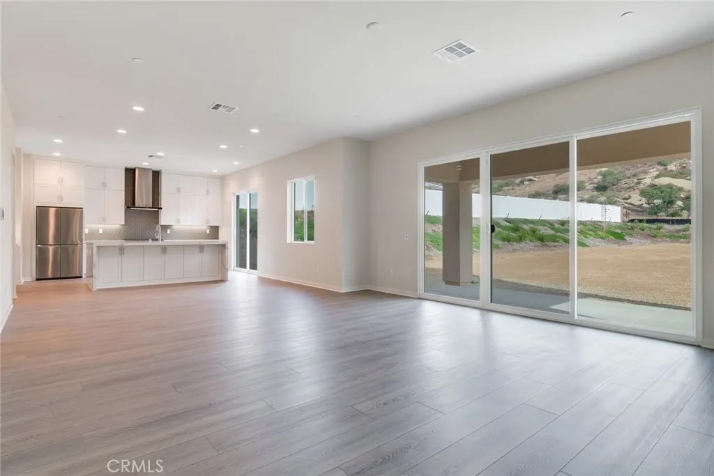 6536 Canyon Oaks Drive