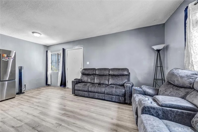 9402 Hickory