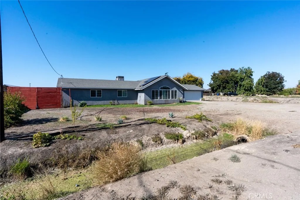 17225 Custer