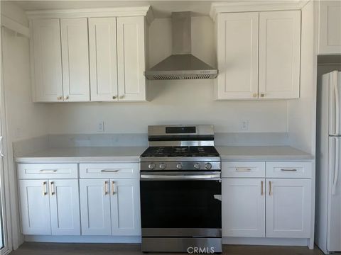 Tiny photo for 6012 Regino Avenue, 29 Palms, CA 92277 (MLS # SW25249292)