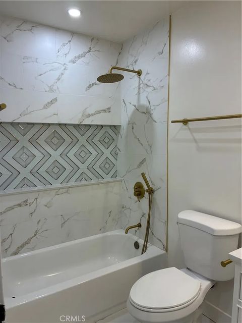 Tiny photo for 6012 Regino Avenue, 29 Palms, CA 92277 (MLS # SW25249292)