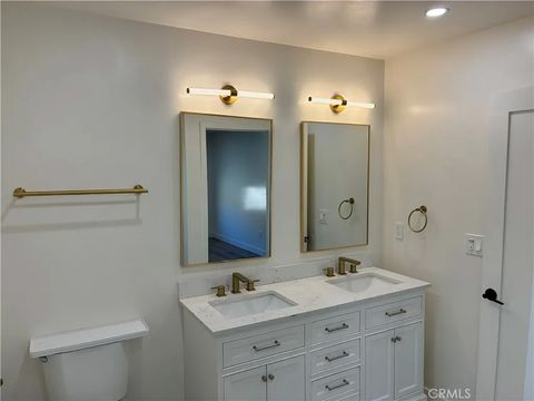 Tiny photo for 6012 Regino Avenue, 29 Palms, CA 92277 (MLS # SW25249292)