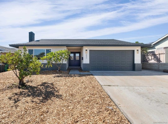 832 REEF DR, SAN DIEGO, CA 92154 - Image e9b80da936cfc9fa6dae9c16568f7a1a/3274662826