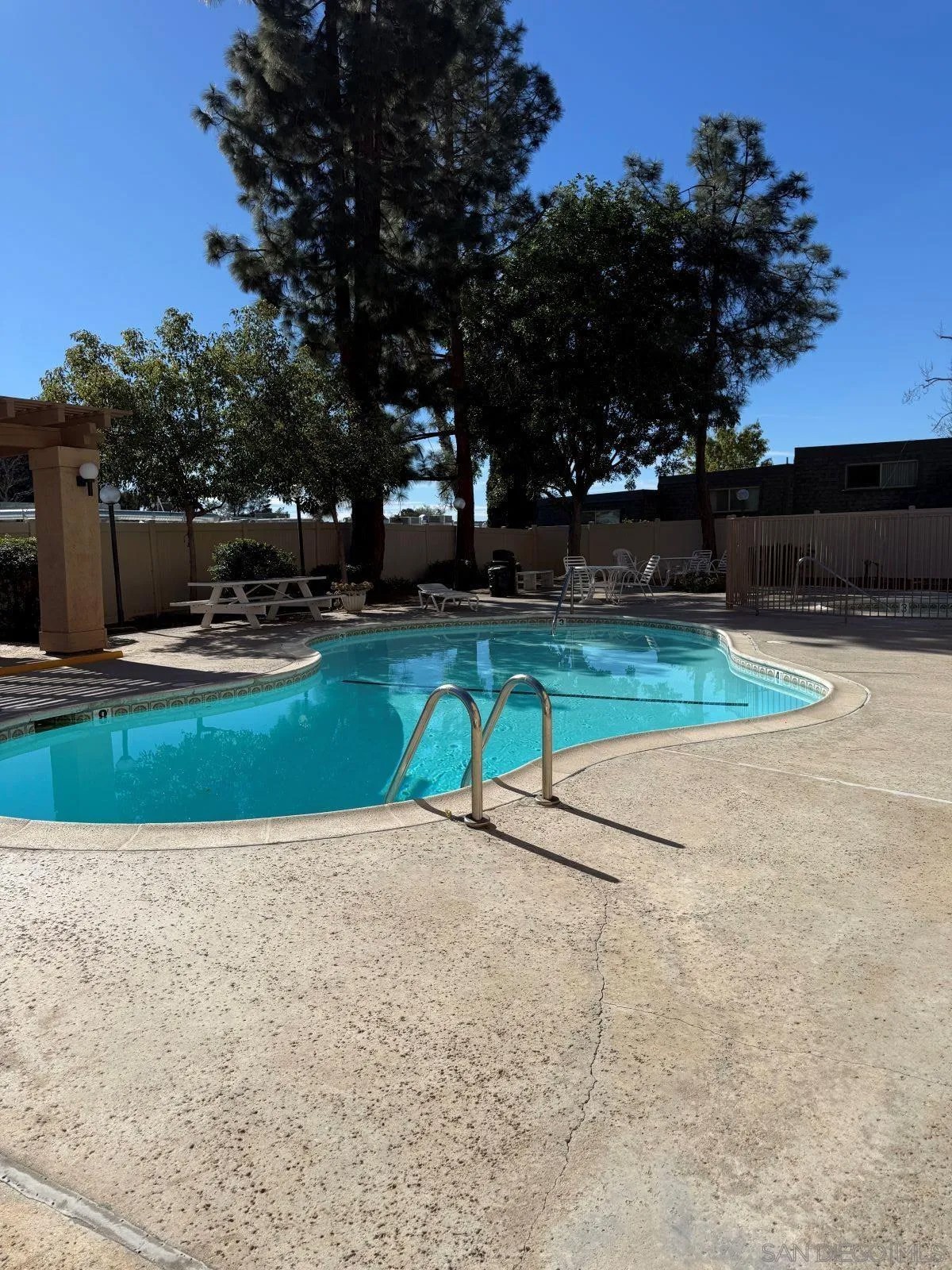 5649 Lake Park Way 101