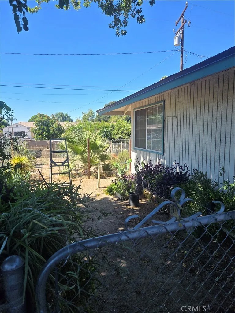 360 W 5th