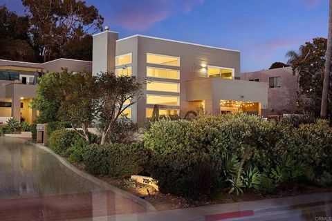 709 Stratford Ct Del Mar CA 92014