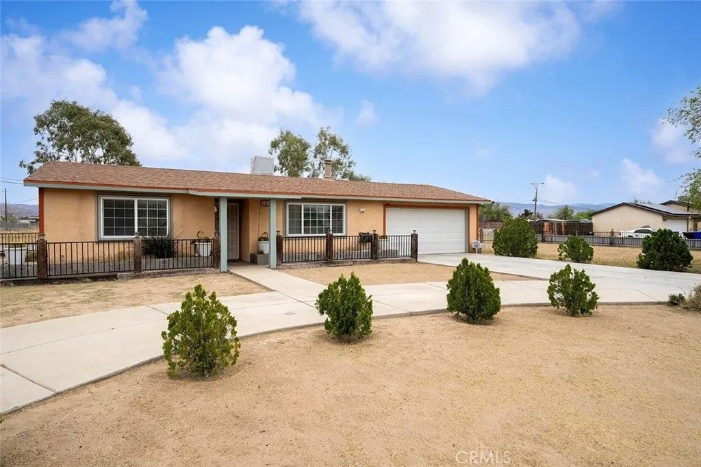 Photo of 15967 Wichita Road, Apple Valley, CA 92307 (MLS # IG26067541)