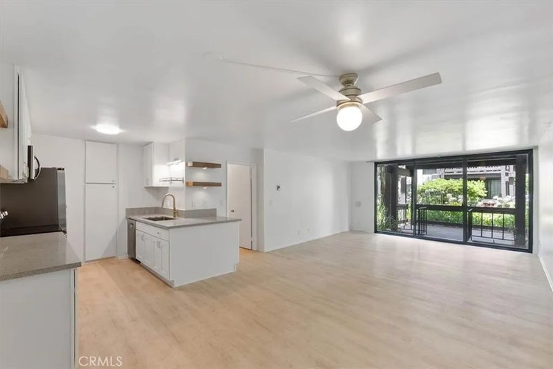 7777 W 91st E1146