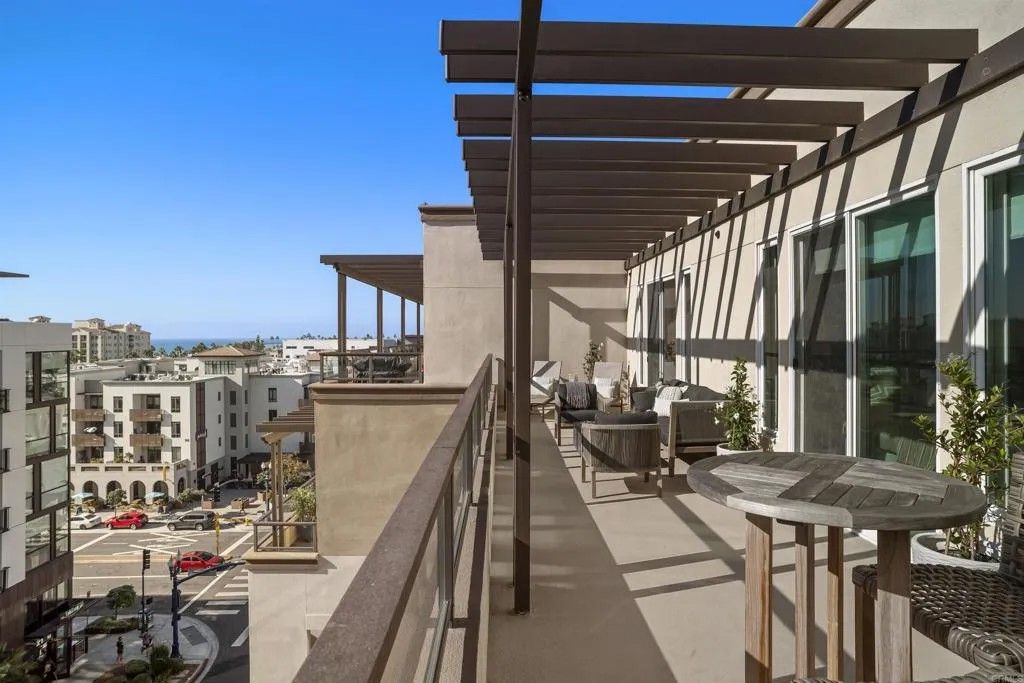 Photo of 301 Mission Avenue #605, Oceanside, CA 92054 (MLS # NDP2508274)