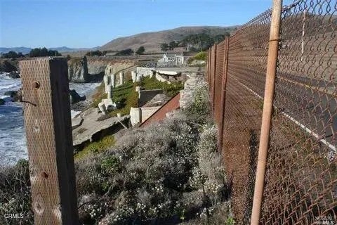 6083 Hwy 1