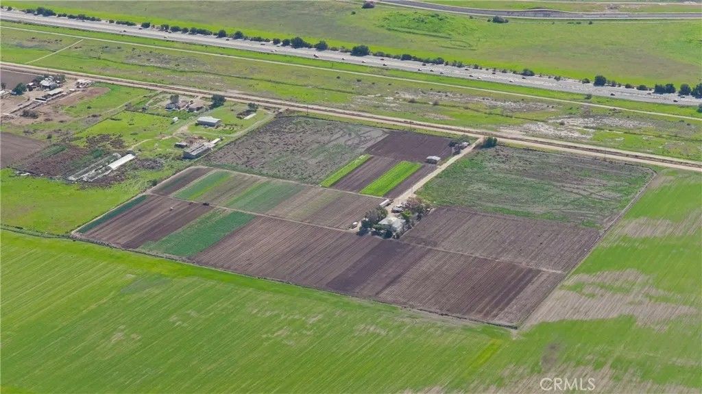 Photo of 34250 Olive Ave, Winchester, CA 92596 (MLS # WS26028413)