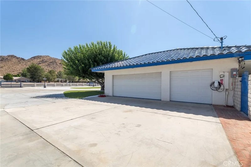 19475 US Highway 18