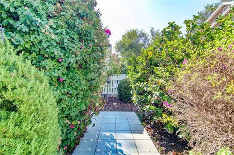 Tiny photo for 13069 Arborwalk Ln, Tustin, CA 92782 (MLS # PW25252410)