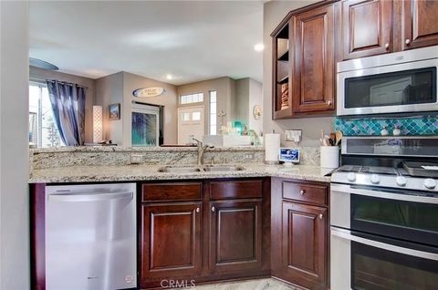 Tiny photo for 13069 Arborwalk Ln, Tustin, CA 92782 (MLS # PW25252410)