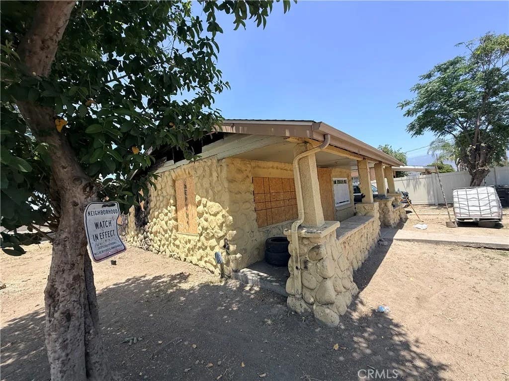 Photo of 7990 Pedley RD, San Bernardino, CA 92410 (MLS # HD26164930)