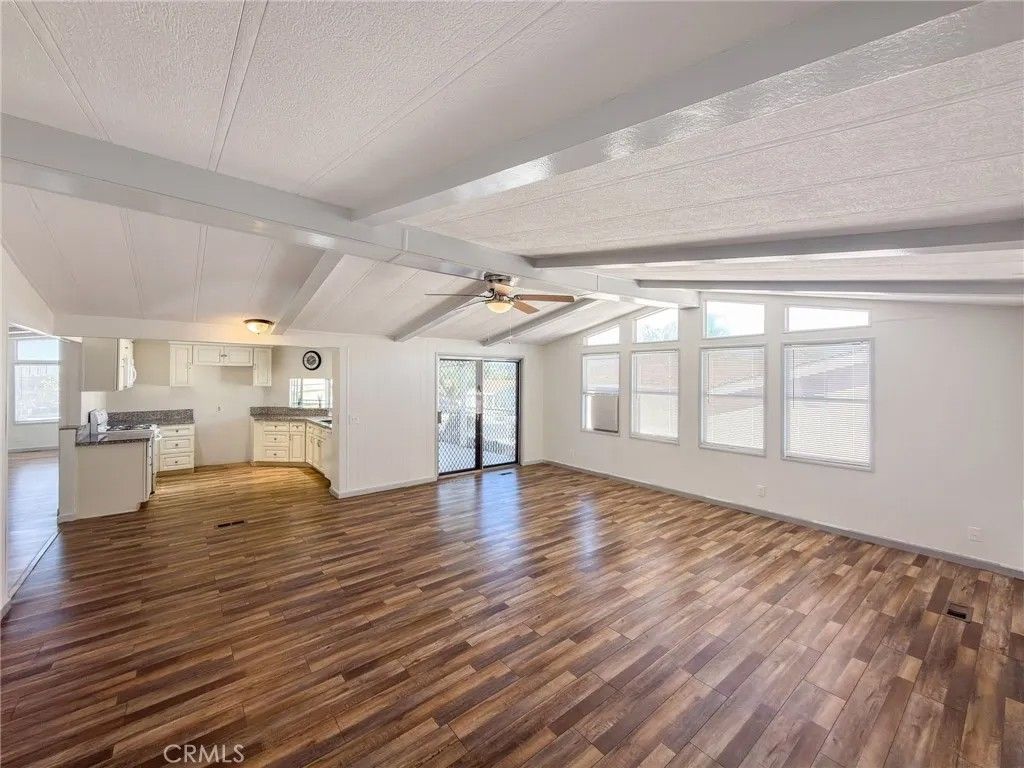 Photo of 38200 Via Del Largo, Murrieta, CA 92563 (MLS # SW25272357)