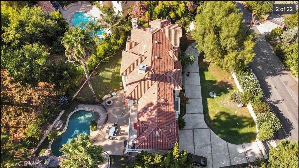 Photo of 4755 Vanalden, Tarzana, CA 91356 (MLS # SR26028041)