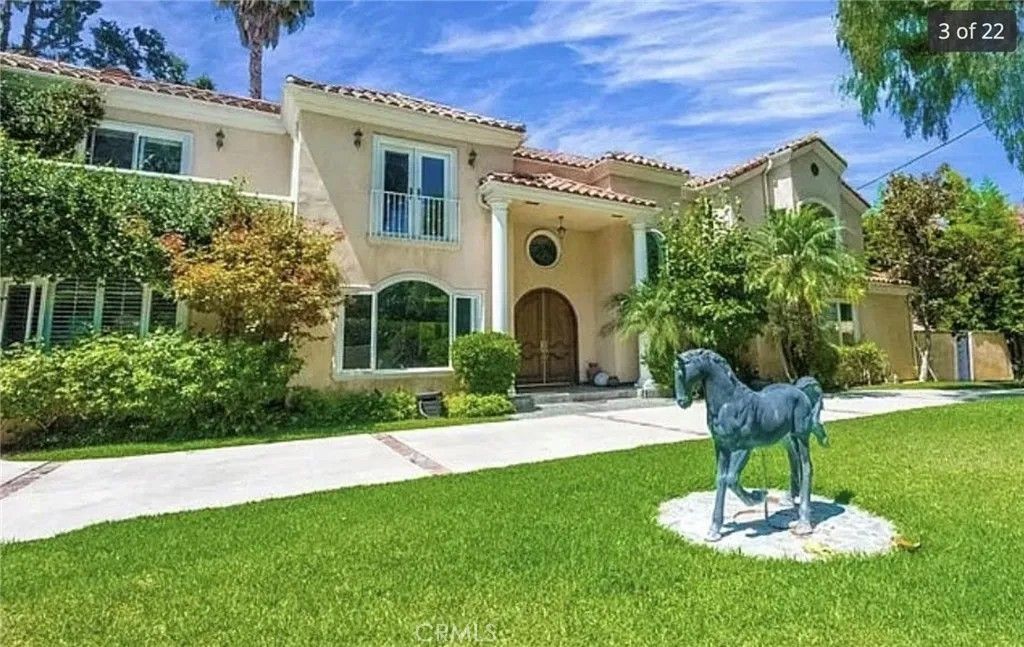 Photo of 4755 Vanalden, Tarzana, CA 91356 (MLS # SR26028041)