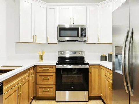Tiny photo for 5875 Friars Road #4307, San Diego, CA 92110 (MLS # PTP2508036)