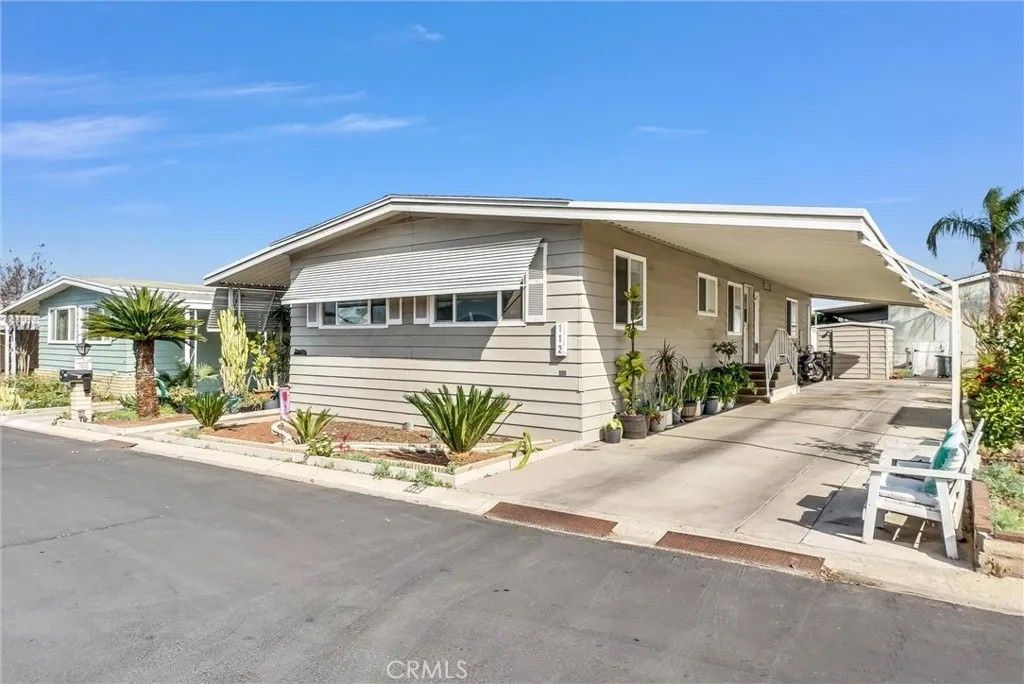 Photo of 3663 Buchanan St #112, Riverside, CA 92503 (MLS # SW26018311)