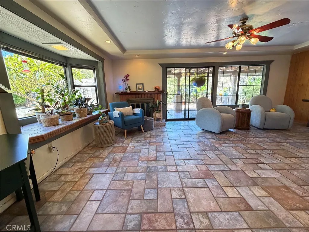 4916 Euclid Court