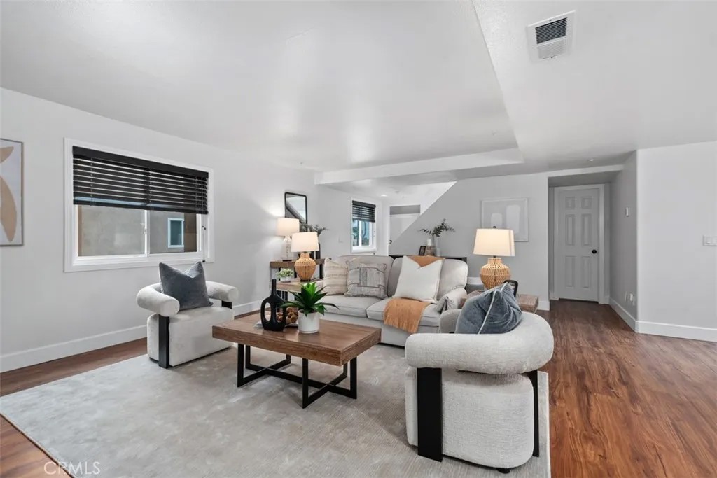 7651 Yorktown Avenue