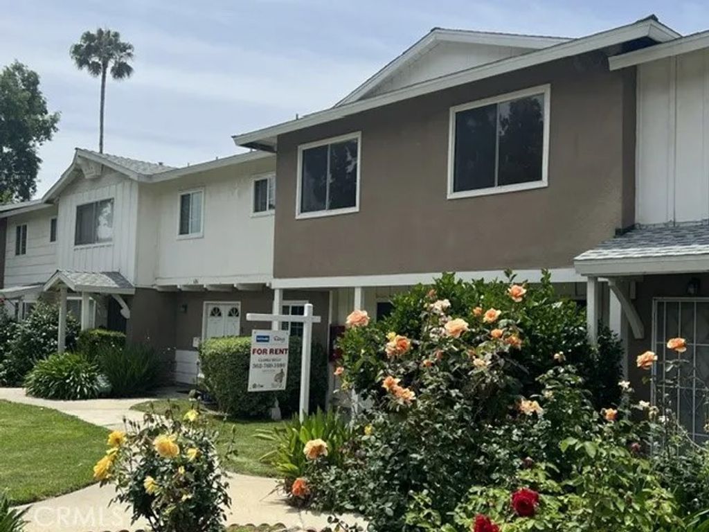 Photo of 684 E Lee Place, Azusa, CA 91702 (MLS # PW26065293)
