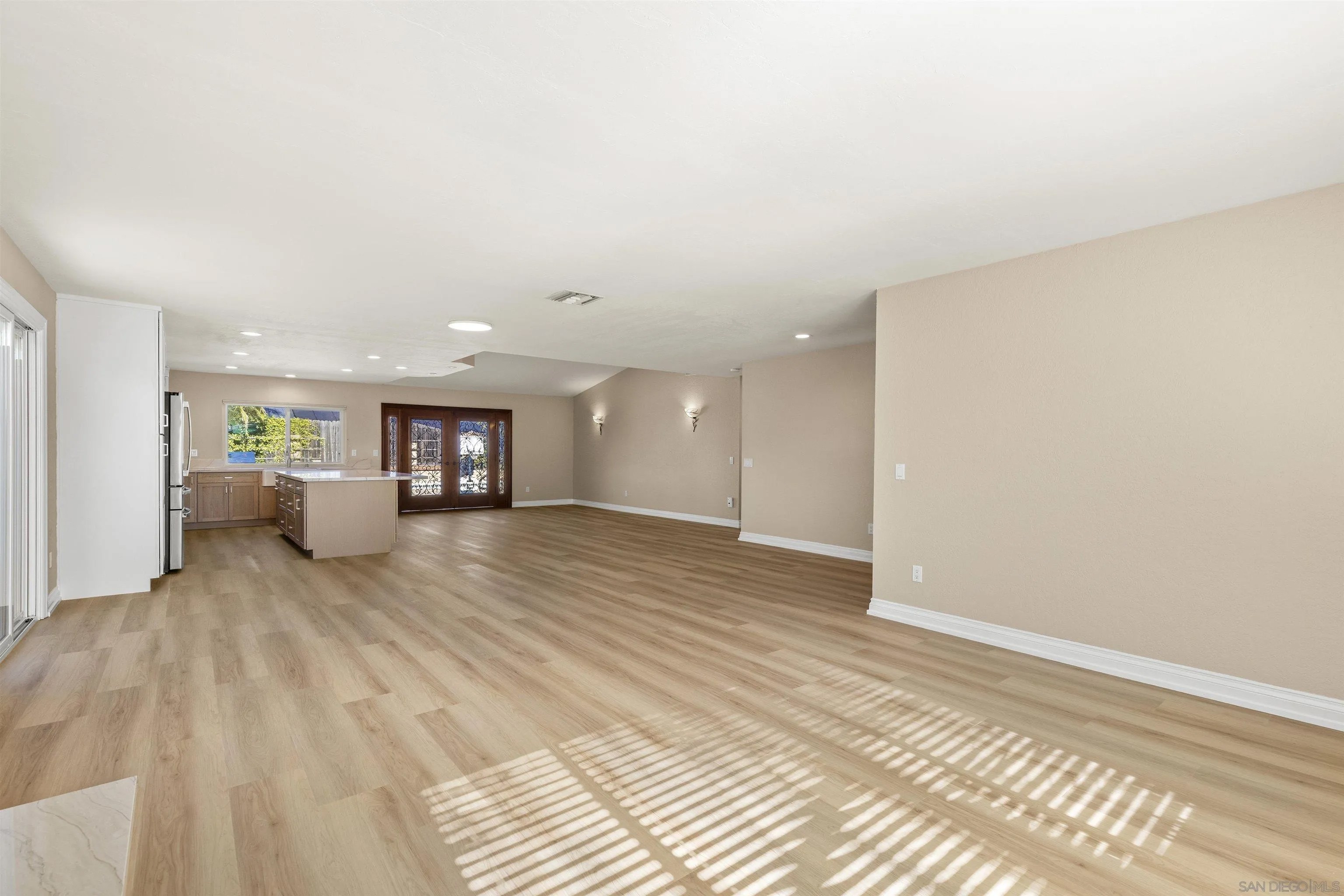 1510 Orangeview Dr 1-2