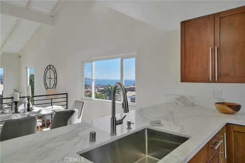 Tiny photo for 33695 Blue Lantern St, Dana Point, CA 92629 (MLS # OC25272276)