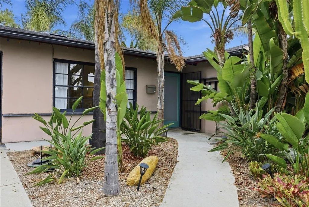 Photo of 8888 Jaylee Ave, Spring Valley, CA 91977 (MLS # 250044221)