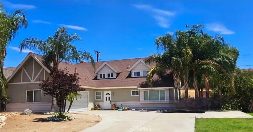 Photo of 5975 Newcomb St, San Bernardino, CA 92404 (MLS # CV26037279)