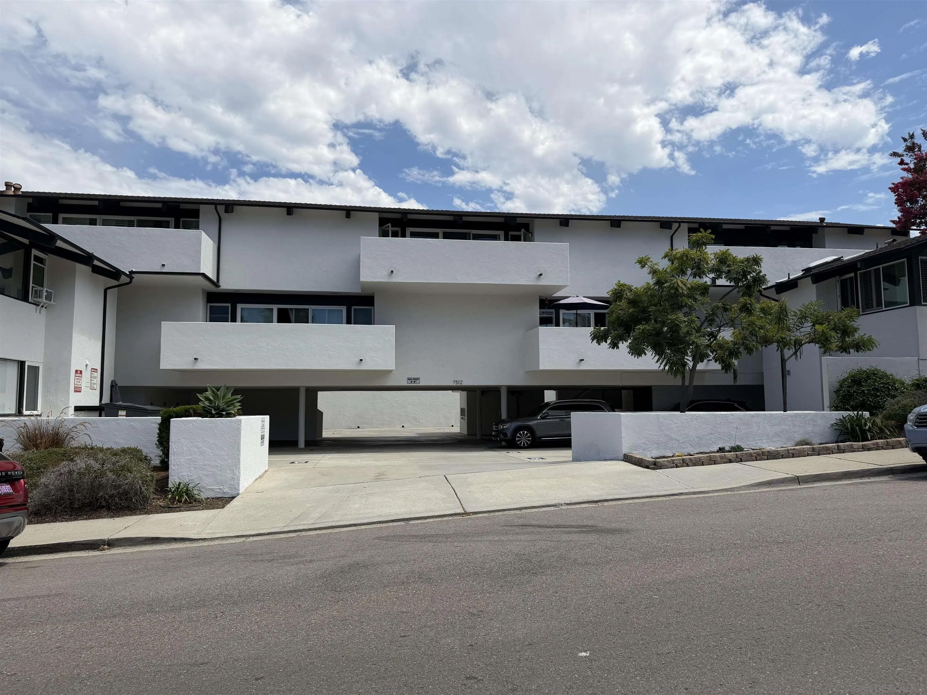 7512 Viejo Castilla 17