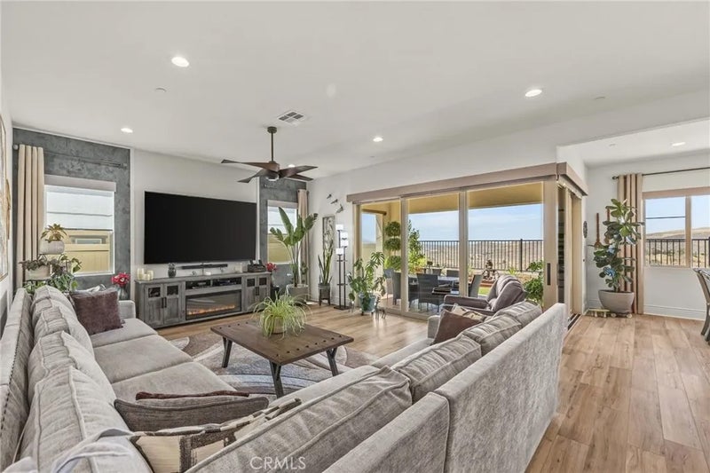 11536 Arch Hill