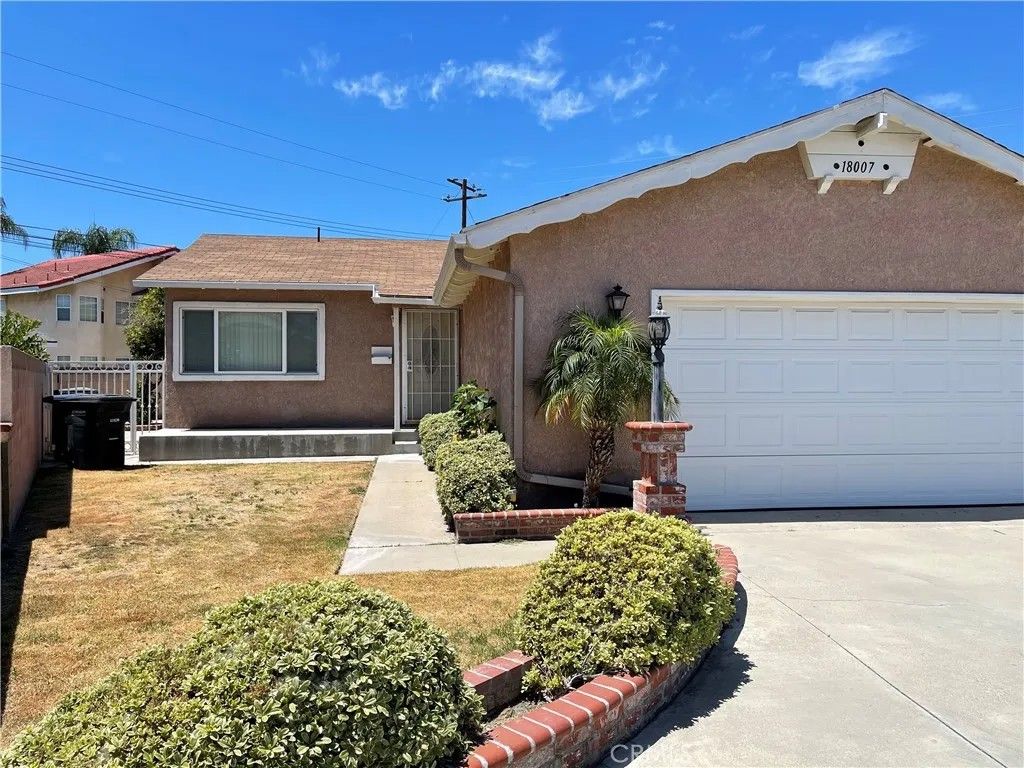 Photo of 18007 Belshire Avenue, Artesia, CA 90701 (MLS # OC26037715)