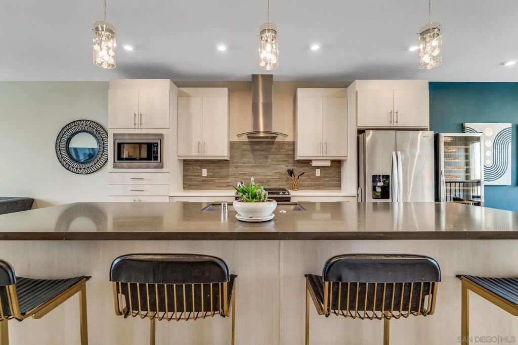 Photo of 2804 Avella Circle, San Diego, CA 92108 (MLS # 250045369)