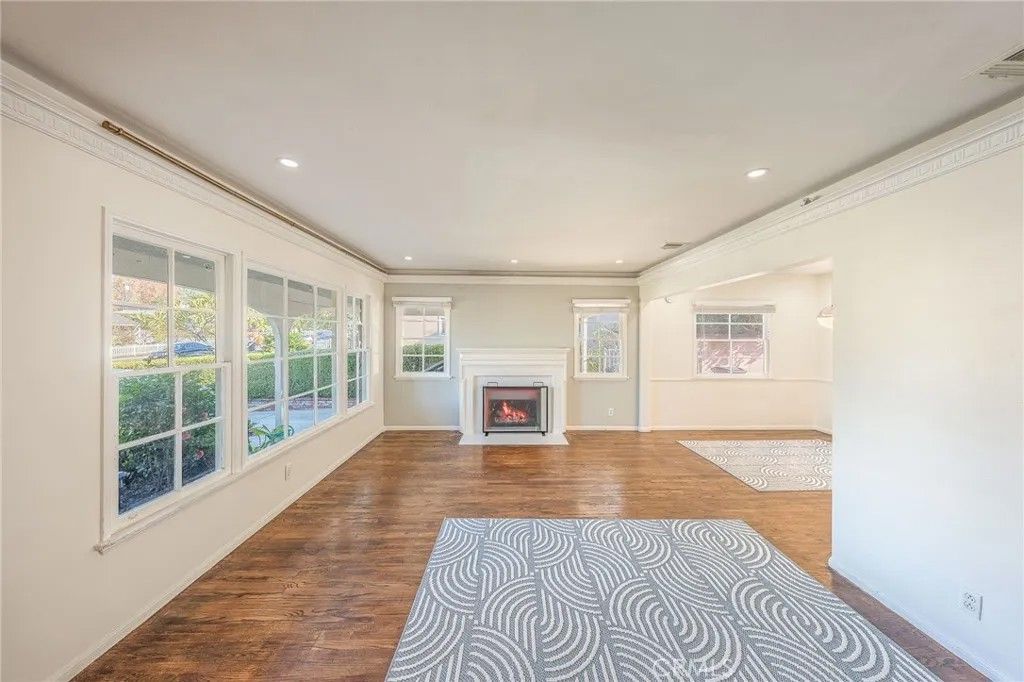 Photo of 414 University Ave, Burbank, CA 91504 (MLS # OC26006258)