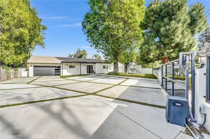 23245 Gonzales Drive