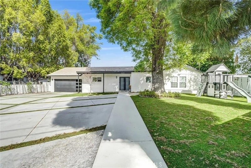 23245 Gonzales Drive