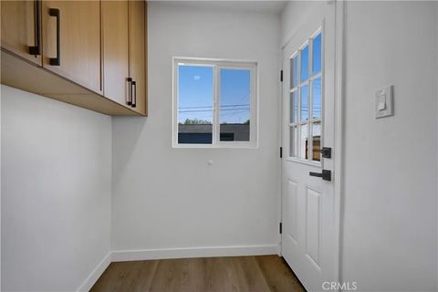 Tiny photo for 3515 S Norton Avenue, Los Angeles, CA 90018 (MLS # CV25235166)