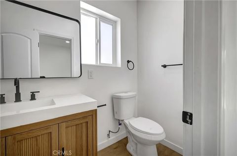 Tiny photo for 3515 S Norton Avenue, Los Angeles, CA 90018 (MLS # CV25235166)