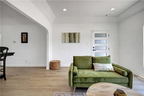 Tiny photo for 3515 S Norton Avenue, Los Angeles, CA 90018 (MLS # CV25235166)